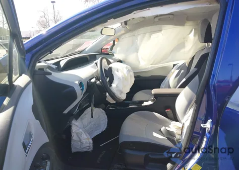 2017 Toyota Prius Three z USA, uszkodzony, nr VIN JTDKARFU4H3537274